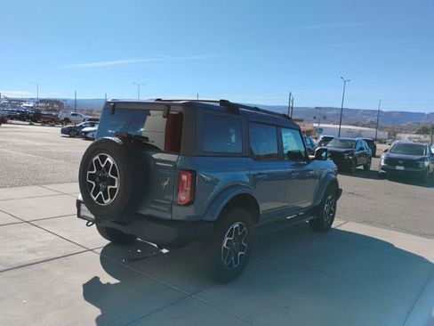 Used 2023 Ford Bronco Outer Banks AWD/4WD image 5