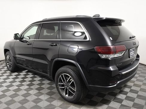 Used 2019 Jeep Grand Cherokee Limited w/ Luxury Group II AWD/4WD image 3