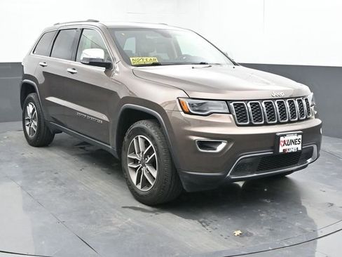 Used 2021 Jeep Grand Cherokee Limited w/ Premium Lighting Group image 2