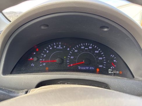 Used 2010 Toyota Camry LE image 19