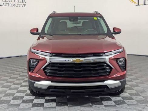 Used 2025 Chevrolet TrailBlazer LT AWD/4WD image 6