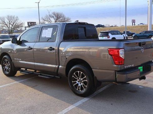 Certified 2024 Nissan Titan SV w/ SV Convenience Package RWD image 10