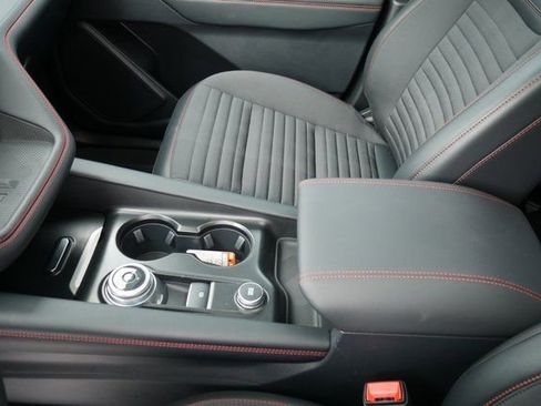 Used 2025 Ford Explorer ST-Line w/ Premium Package image 24