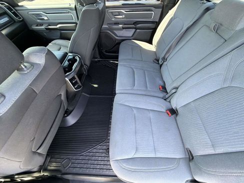 Used 2021 RAM 1500 Big Horn AWD/4WD image 4