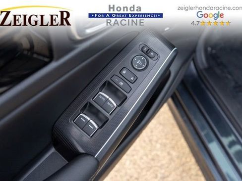 Used 2025 Honda Civic Sport image 18