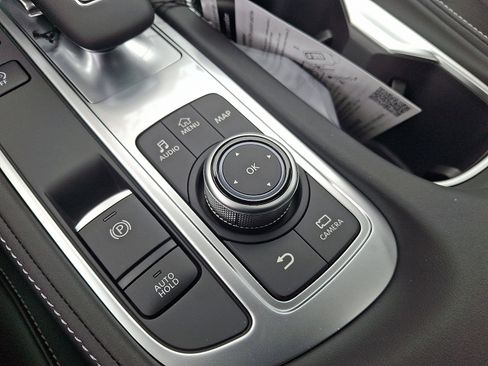 New 2026 INFINITI QX60 Luxe w/ Family Package image 16