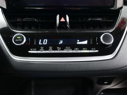 Used 2024 Toyota Corolla LE FWD image 18