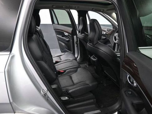Used 2019 Volvo XC90 T6 Momentum w/ Advanced Package AWD/4WD image 34