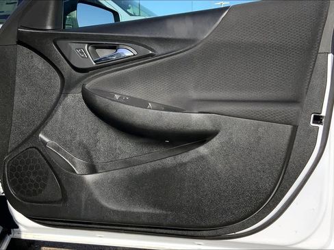 Used 2024 Chevrolet Malibu LS image 23