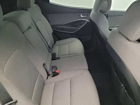 Used 2018 Hyundai Santa Fe Sport image 19