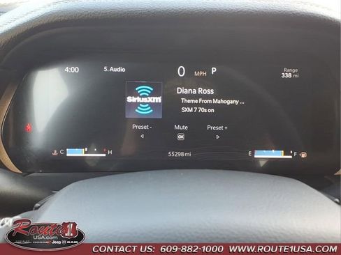 Used 2023 Jeep Grand Cherokee Limited AWD/4WD image 16