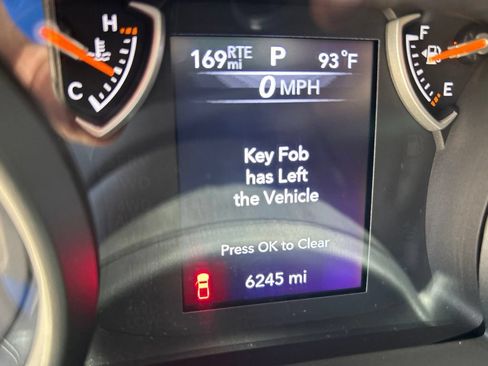 Used 2024 Jeep Gladiator Sport AWD/4WD image 41