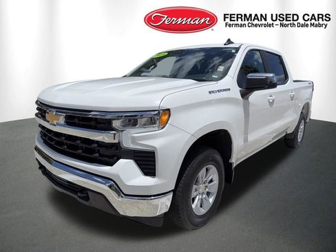 Used 2025 Chevrolet Silverado 1500 LT AWD/4WD image 11