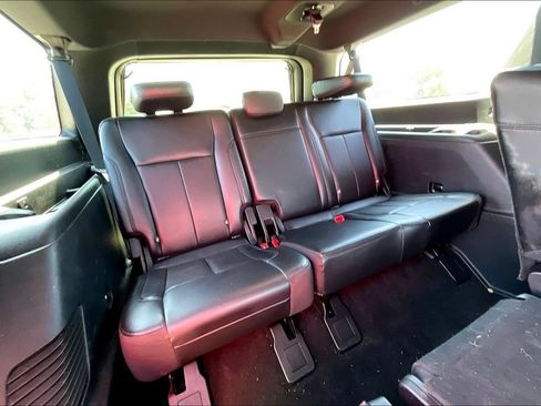 Used 2020 Ford Expedition Max XLT w/ Equipment Group 202A RWD image 25