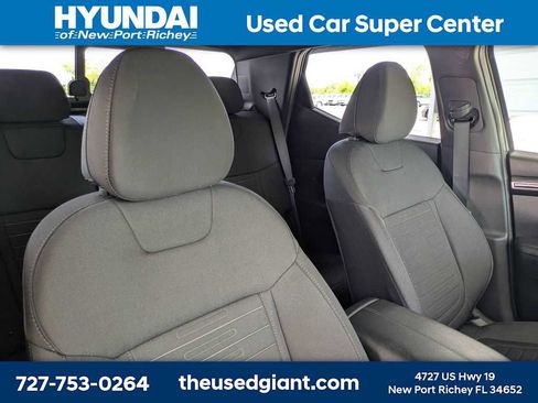Certified 2024 Hyundai Santa Cruz SEL w/ Activity Package AWD/4WD image 6