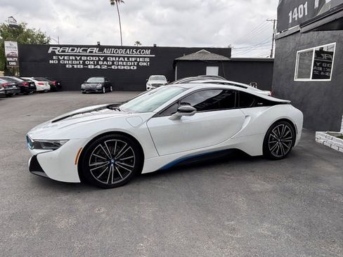 Used 2019 BMW i8 Coupe AWD/4WD image 15