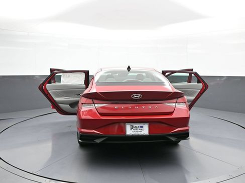 Certified 2021 Hyundai Elantra SEL FWD image 46