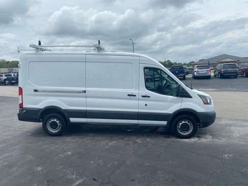 Used 2016 Ford Transit 250 148 Medium Roof RWD image 4