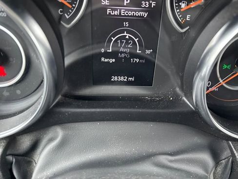 Used 2023 Jeep Gladiator Sport AWD/4WD image 50