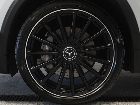 Certified 2022 Mercedes-Benz GLA 45 AMG 4MATIC image 8