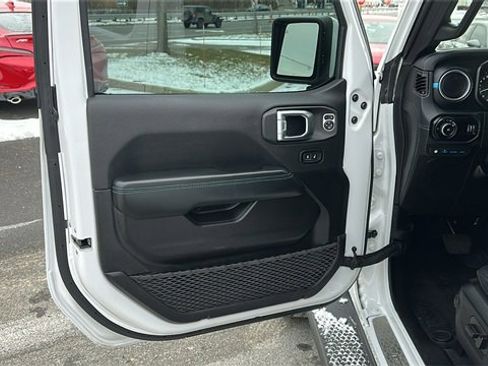 Used 2024 Jeep Wrangler High Altitude image 8