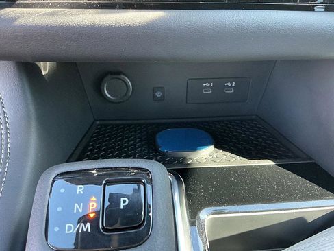 New 2026 Nissan Pathfinder Platinum image 18