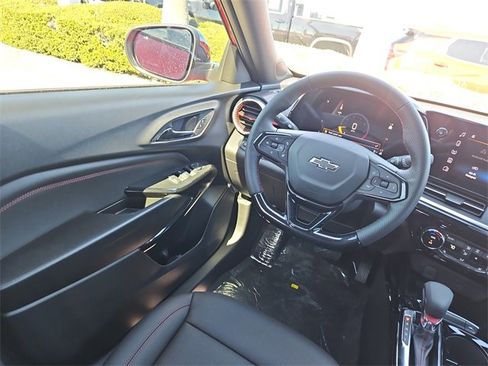 New 2026 Chevrolet Trax RS w/ Sunroof Package image 9