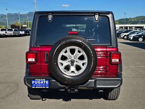 Used 2021 Jeep Wrangler Unlimited Sport AWD/4WD image 7