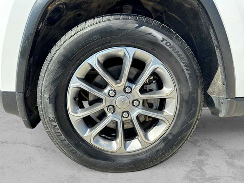 Used 2015 Jeep Grand Cherokee Limited AWD/4WD image 13