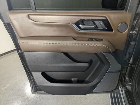 Used 2025 GMC Yukon XL Denali Ultimate image 16