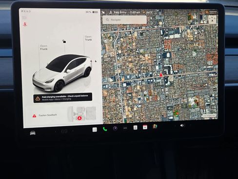 Used 2022 Tesla Model Y Performance image 30