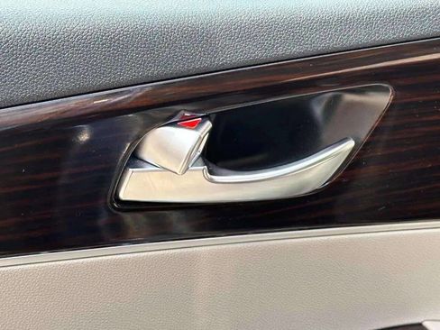 Used 2020 Kia Sorento LX image 38