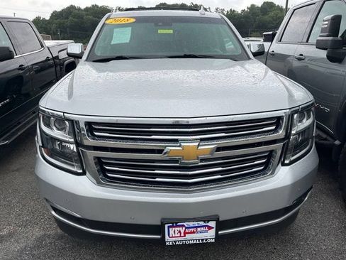 Used 2018 Chevrolet Suburban Premier AWD/4WD image 2