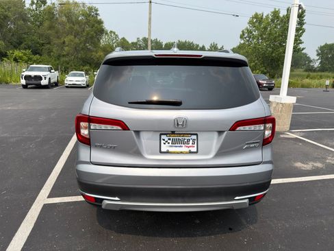 Used 2021 Honda Pilot Touring image 5