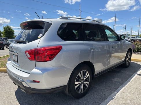 Used 2017 Nissan Pathfinder S FWD image 6