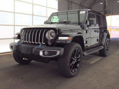 Used 2022 Jeep Wrangler Unlimited Sahara w/ Cold Weather Group