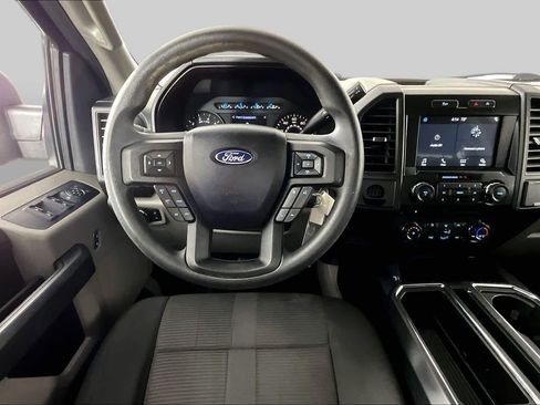 Used 2017 Ford F150 XL w/ Equipment Group 101A Mid RWD image 6