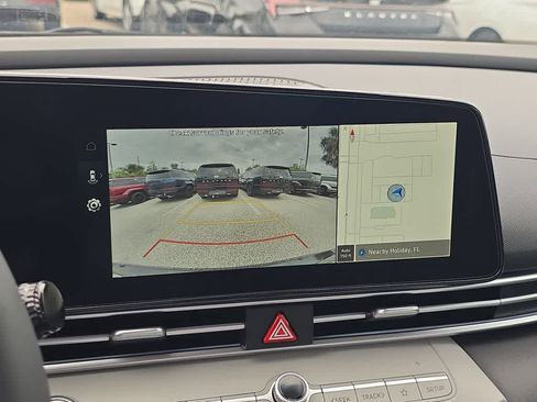 New 2026 Hyundai Elantra Limited FWD image 31