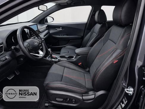 Used 2020 Hyundai Veloster Turbo FWD image 7
