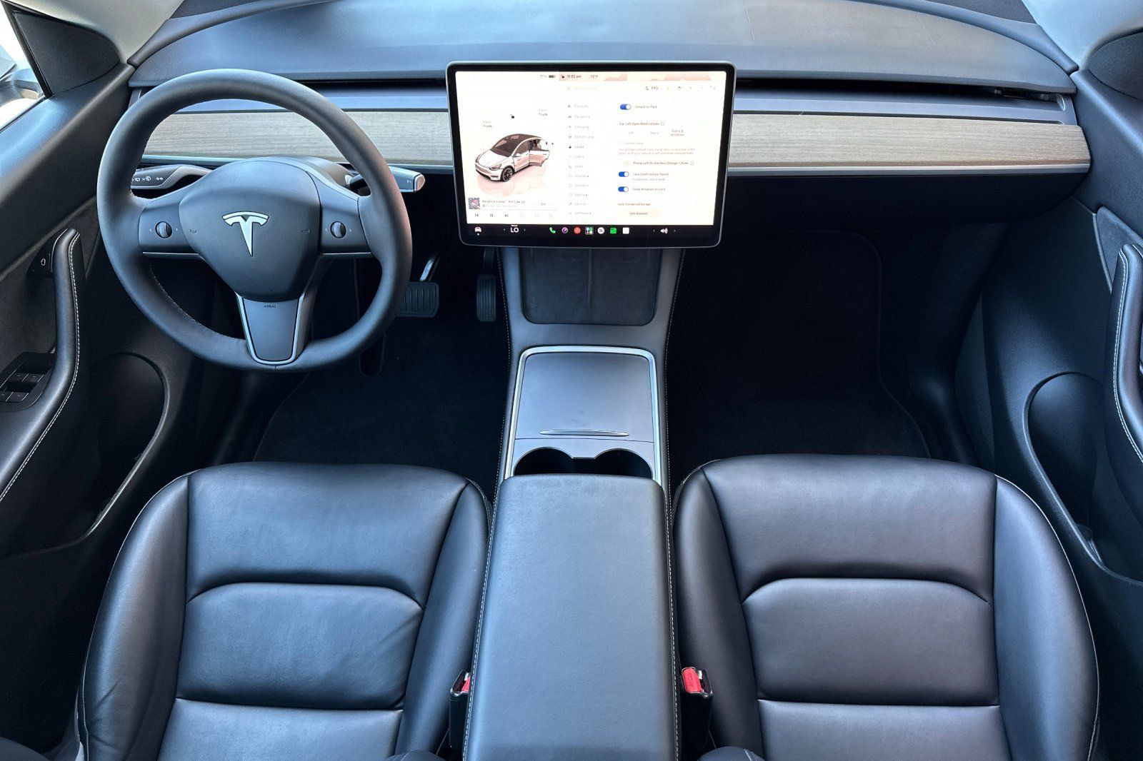 Used 2022 Tesla Model Y Long Range AWD/4WD image 13
