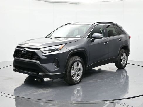 Used 2023 Toyota RAV4 XLE image 1