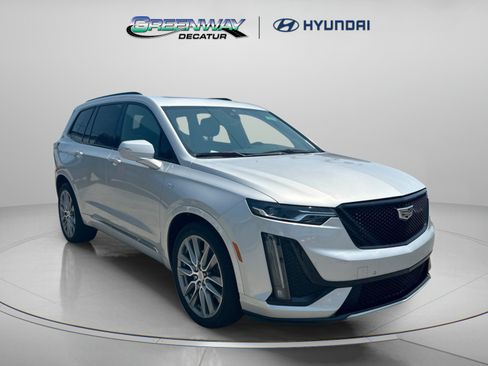 Used 2020 Cadillac XT6 Sport AWD/4WD image 2