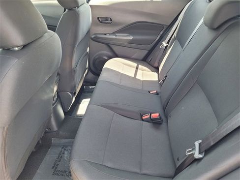 New 2025 Nissan Kicks Play S image 6