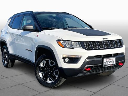 Used 2018 Jeep Compass Trailhawk w/ Leather Interior Group image 2