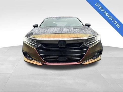 Used 2021 Honda Accord Sport image 2