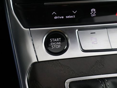 Used 2022 Audi A6 Premium Plus image 42