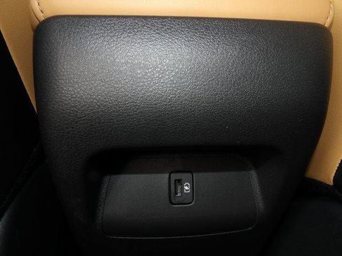 Used 2025 Nissan Sentra SV w/ SV Premium Package image 20