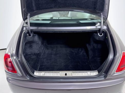 Used 2019 Rolls-Royce Ghost RWD image 28