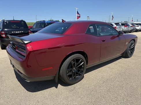 Used 2020 Dodge Challenger R/T Scat Pack image 6