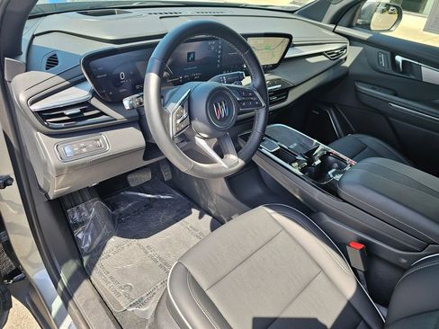 Used 2025 Buick Enclave Preferred w/ Power Package AWD/4WD image 58